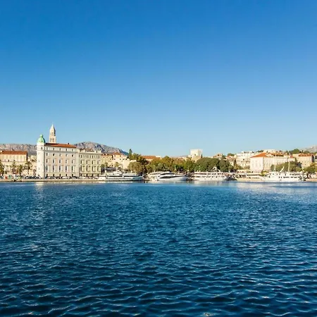 Διαμέρισμα Spacious Center Σπλιτ