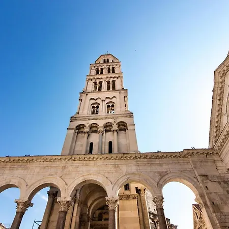 Διαμέρισμα Spacious Center *