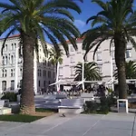 Lejlighed Spacious Center