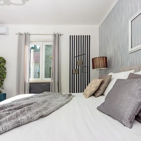 Spacious Center Apartmán