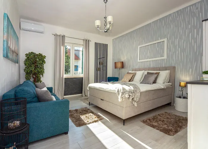 Апартаменты Spacious Center *