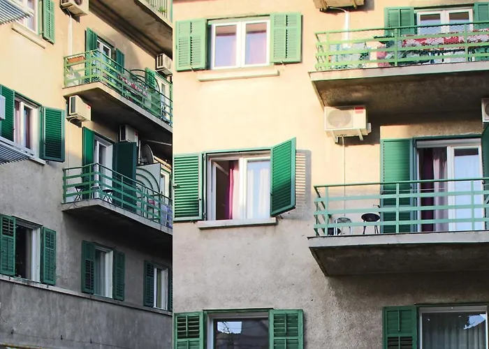 Spacious Center Apartment Split