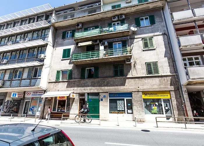 Apartment Spacious Center *